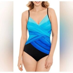 Embrace Your Curves by Miracle Brand Makenna Wrap One-Piece Swimsuit size large